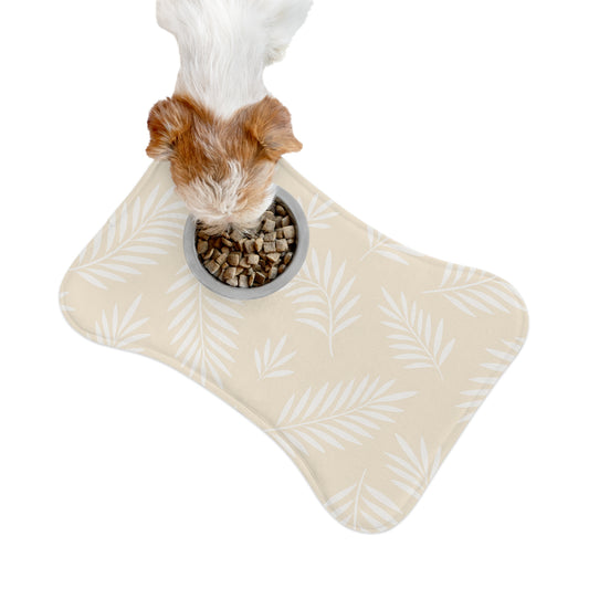 Beige Palm Leaf Pet Feeding Mat – Bone-Shaped & Beautiful